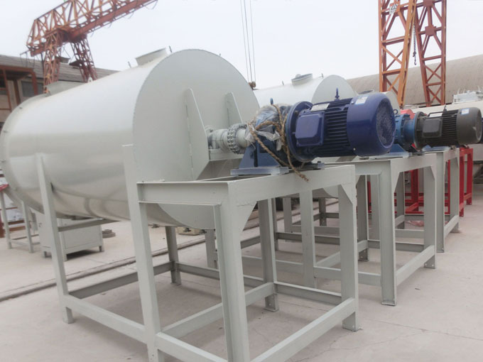 臥式螺帶膩?zhàn)臃蹟嚢铏C(jī)